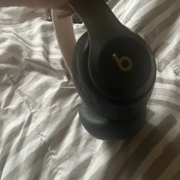 Studio 3 beats